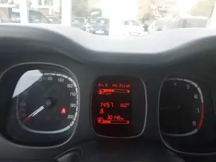 Photo 49 Fiat Panda Gén. III Ph1 NG City Cross 5