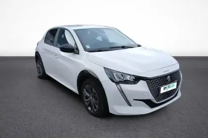 Photo 25 Peugeot 208  Electrique 50 kWh 136ch