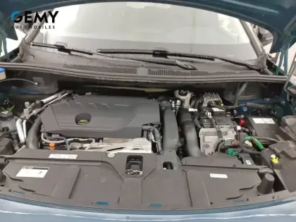 Photo 35 Peugeot 3008  Hybrid 225 e-EAT8