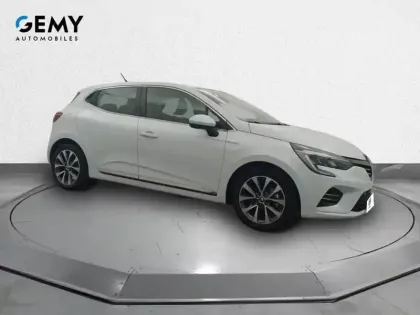 Photo 47 Renault Clio  E-Tech 140