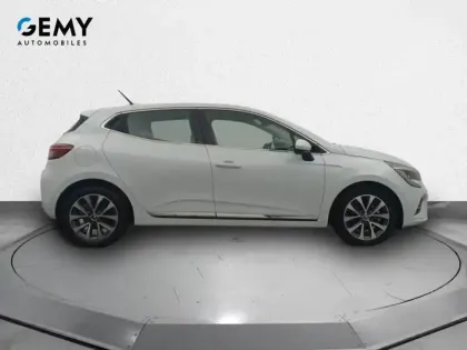 Photo 48 Renault Clio  E-Tech 140