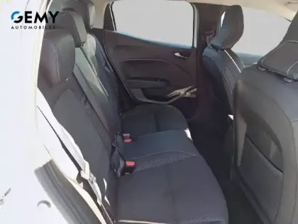 Photo 9 Renault Clio  E-Tech 140