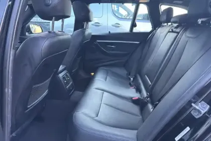 Photo 10 BMW Serie 3 Touring 320d 190 ch BVA8