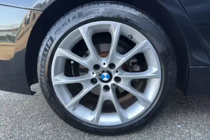 Photo 13 BMW Serie 3 Touring 320d 190 ch BVA8