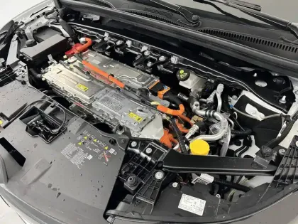 Photo 53 Renault Megane  E-Tech 220 ch autonomie confort GSR2