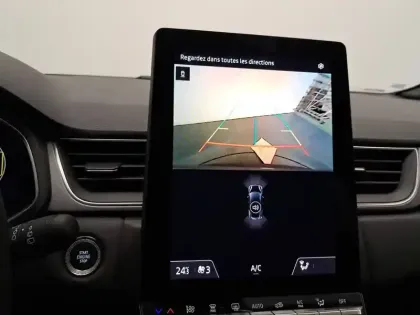 Photo 38 Renault Captur  E-Tech full hybrid 145 ch