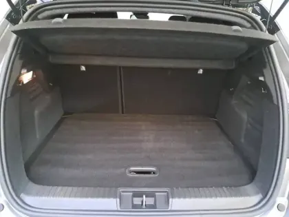 Photo 18 Renault Captur  E-Tech full hybrid 145 ch