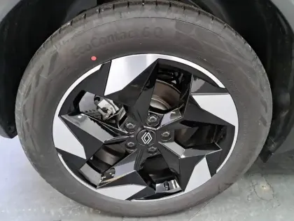 Photo 14 Renault Captur  E-Tech full hybrid 145 ch