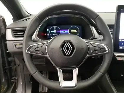 Photo 32 Renault Captur  E-Tech full hybrid 145 ch