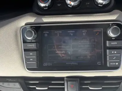 Photo 36 Nissan Micra  IG-T 92