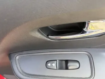 Photo 18 Nissan Micra  IG-T 92