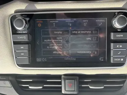 Photo 34 Nissan Micra  IG-T 92