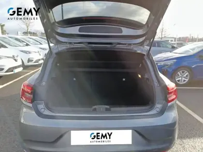 Photo 32 Renault Clio Gén. V (BJA) Ph1 NG Evolution 5