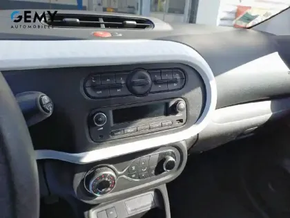 Photo 12 Renault Twingo  III Achat Intégral - 21