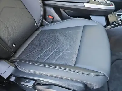 Photo 35 BMW X1 i xDrive30