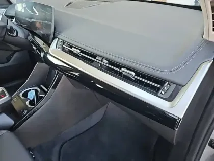 Photo 37 BMW X1 i xDrive30