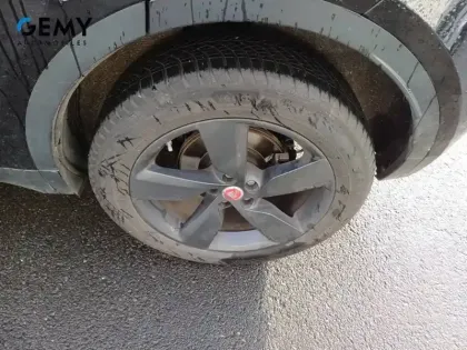 Photo 10 Jaguar E-Pace  2.0 D - 150 ch AWD BVA