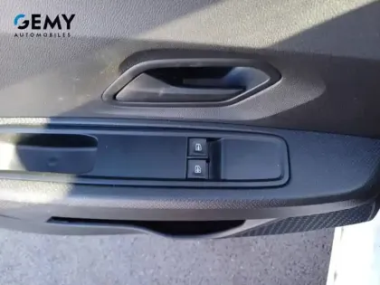 Photo 14 Dacia Sandero  SCe 65