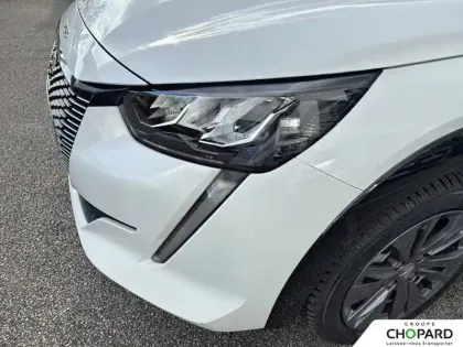 Photo 26 Peugeot 208  Electrique 50 kWh 136ch