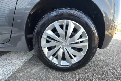 Photo 21 Peugeot 208  PureTech 75 S&S BVM5