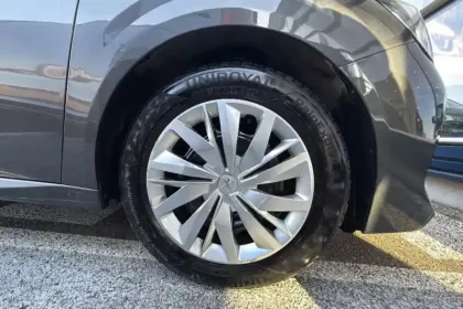 Photo 23 Peugeot 208  PureTech 75 S&S BVM5