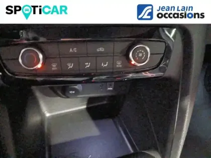 Photo 38 Opel Corsa  1.2 Turbo Hybrid 100 ch e-DCT6