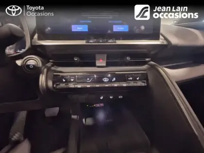 Photo 13 Toyota C-HR  Hybride 140