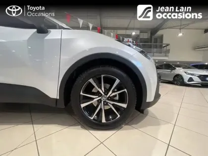 Photo 31 Toyota C-HR  Hybride 140