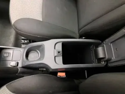 Photo 29 Renault Kangoo Gén. II (F61) Ph2 NG Extra R-Link 3