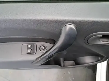 Photo 28 Renault Kangoo Gén. II (F61) Ph2 NG Extra R-Link 3