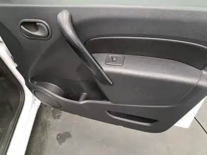 Photo 106 Renault Kangoo  EXPRESS BLUE DCI 95