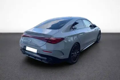 Photo 5 Mercedes CLA  220 8F-eDCT 4MATIC