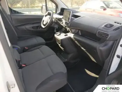 Photo 35 Peugeot Partner  FOURGON STANDARD 650 KG BLUEHDI 130 S&S EAT8