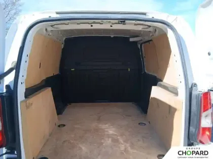 Photo 7 Peugeot Partner  FOURGON STANDARD 650 KG BLUEHDI 130 S&S EAT8