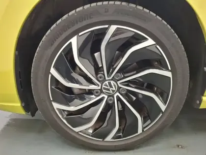 Photo 24 Volkswagen Golf  1.5 eTSI OPF 150 DSG7