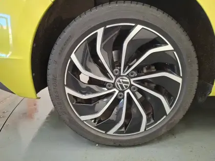 Photo 16 Volkswagen Golf  1.5 eTSI OPF 150 DSG7