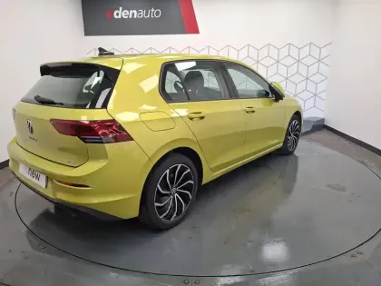 Photo 7 Volkswagen Golf  1.5 eTSI OPF 150 DSG7