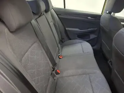 Photo 13 Volkswagen Golf  1.5 eTSI OPF 150 DSG7