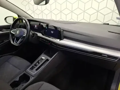 Photo 20 Volkswagen Golf  1.5 eTSI OPF 150 DSG7