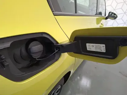 Photo 11 Volkswagen Golf  1.5 eTSI OPF 150 DSG7