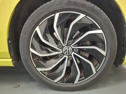 Photo 23 Volkswagen Golf  1.5 eTSI OPF 150 DSG7