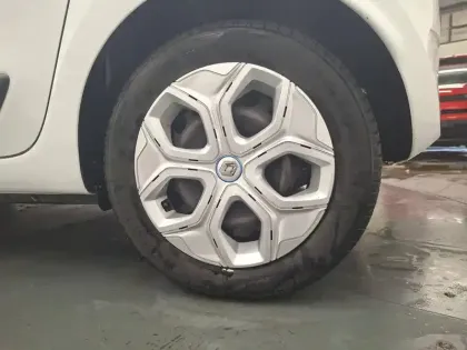 Photo 18 Renault Twingo  III Achat Intégral - 21