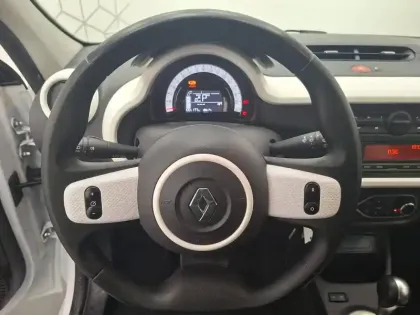 Photo 31 Renault Twingo  III Achat Intégral - 21