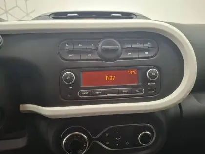 Photo 35 Renault Twingo  III Achat Intégral - 21