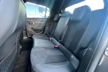 Photo 13 Peugeot 208  PureTech 100 S&S EAT8