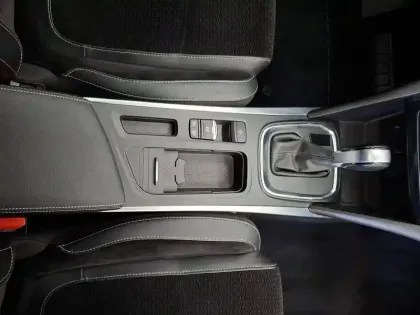 Photo 26 Renault Megane Mégane IV Berline Blue dCi 115 EDC