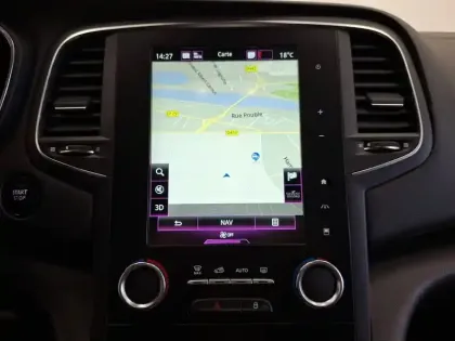 Photo 39 Renault Megane Mégane IV Berline Blue dCi 115 EDC