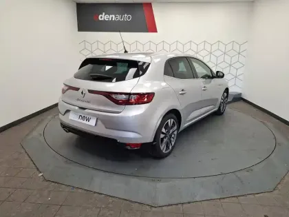 Photo 11 Renault Megane Mégane IV Berline Blue dCi 115 EDC