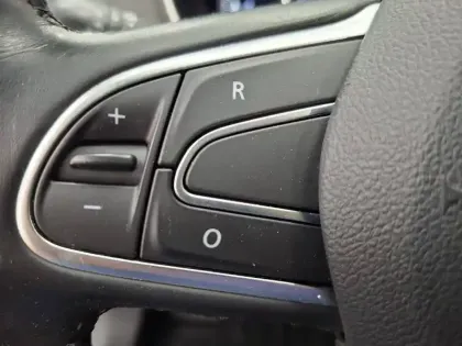 Photo 31 Renault Megane Mégane IV Berline Blue dCi 115 EDC