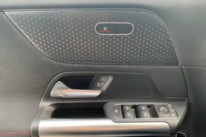 Photo 20 Mercedes EQA Gén. I (H243) Ph2 Business Edition 5